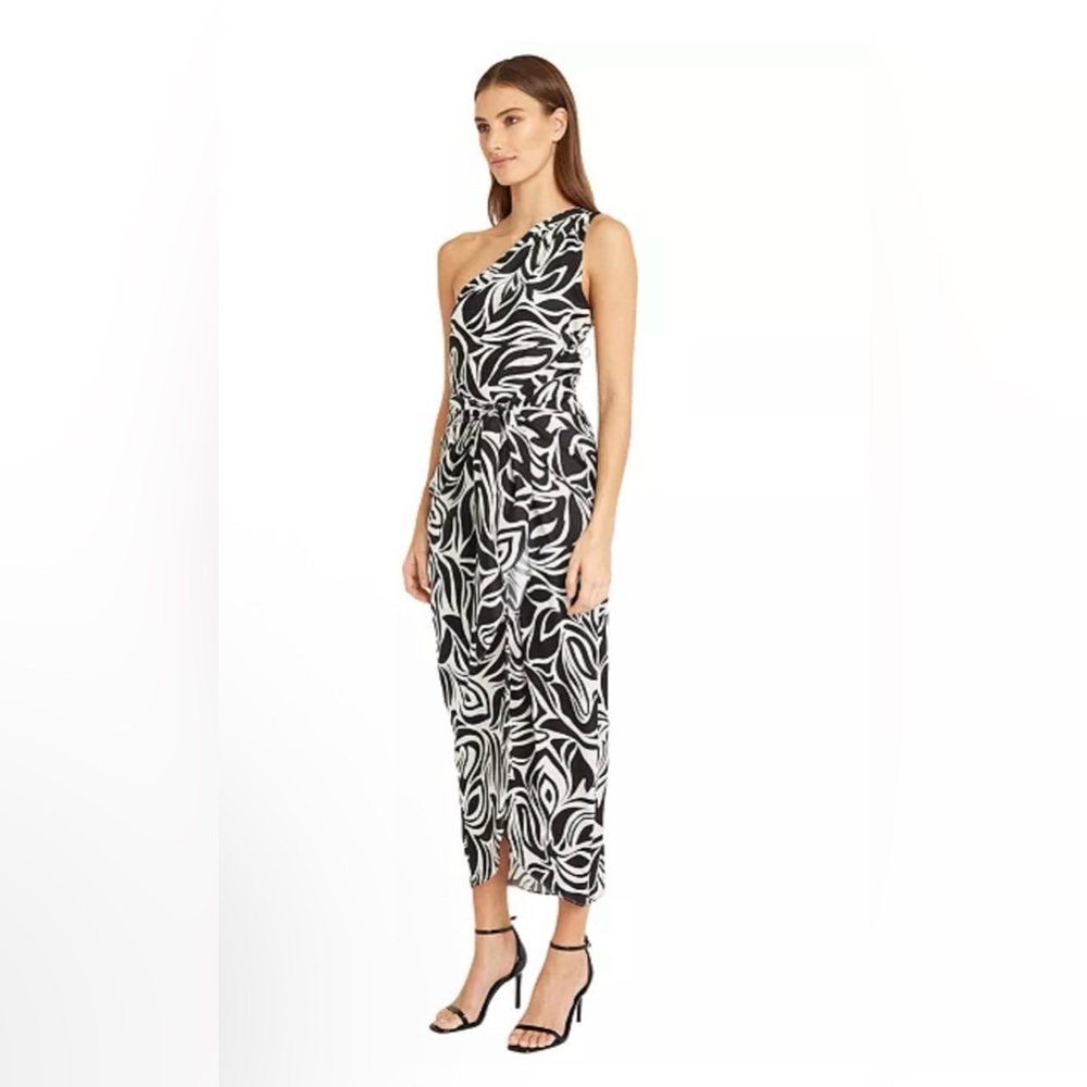 Size 14 Donna Morgan Black and White High Low Dress